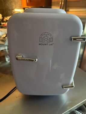 Mount Lai Mini Fridge